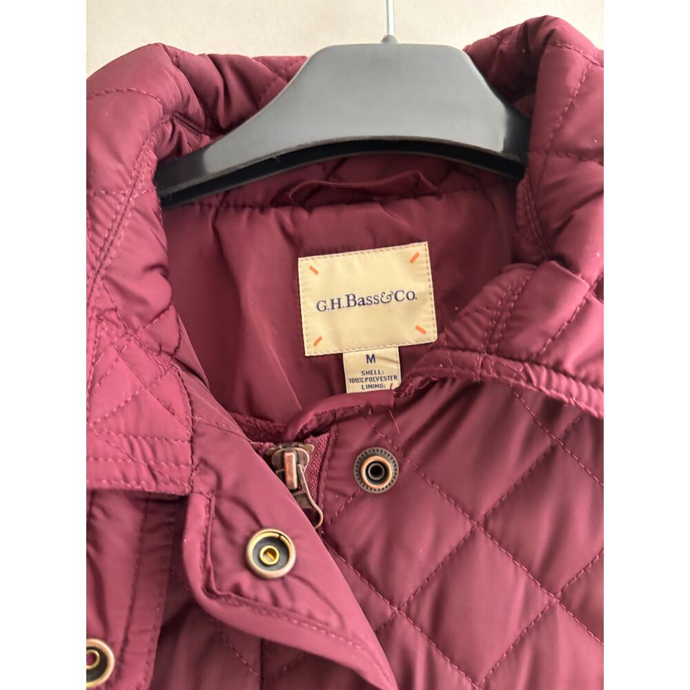 G.H.Bass & Co Medium Quilted Jacket Burgundy Wine Red Winter Coat Sz M Hood - Picture 3 of 6